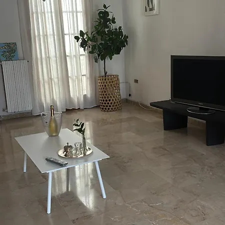 Palazzo Mazzini Appartement Brindisi